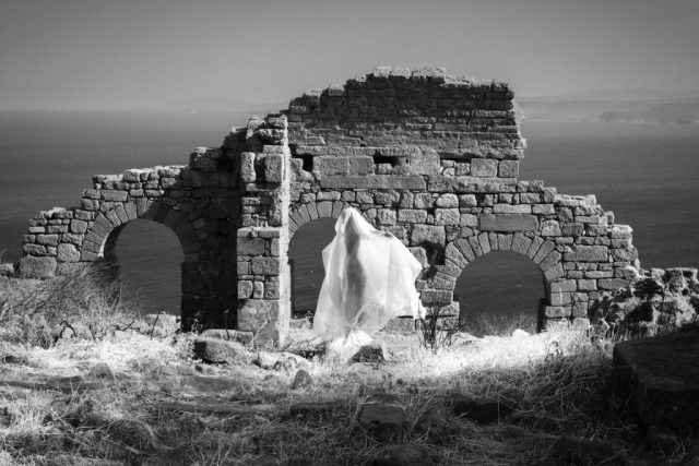 50×33 Thalassa’s Gate